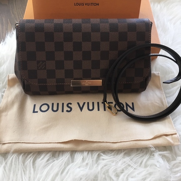 Louis Vuitton Handbags - LOUIS VUITTON FAVORITE MM DE